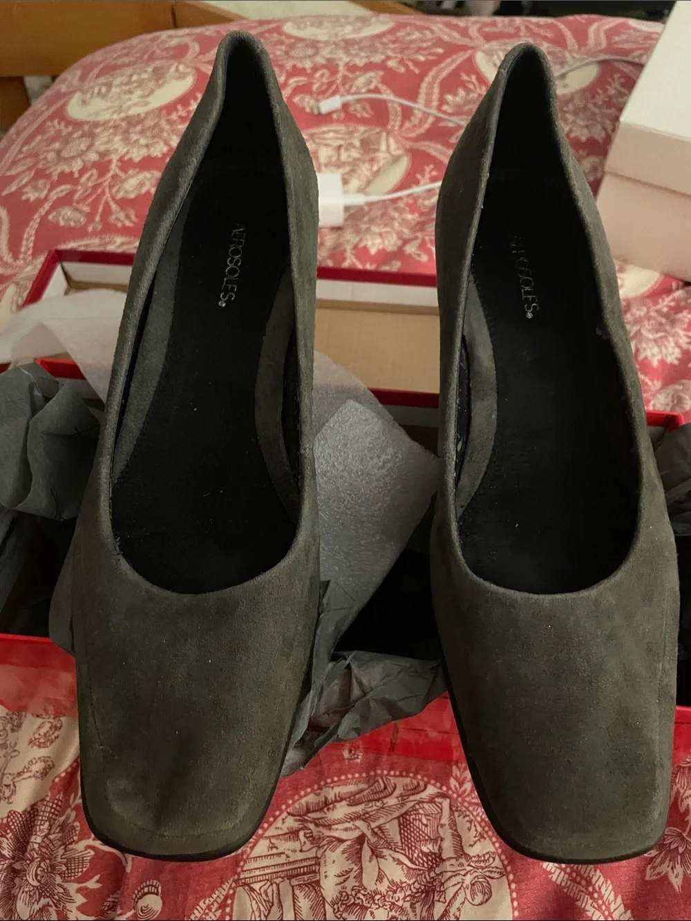 AEROSOLES Grey Suede Wedge Pumps